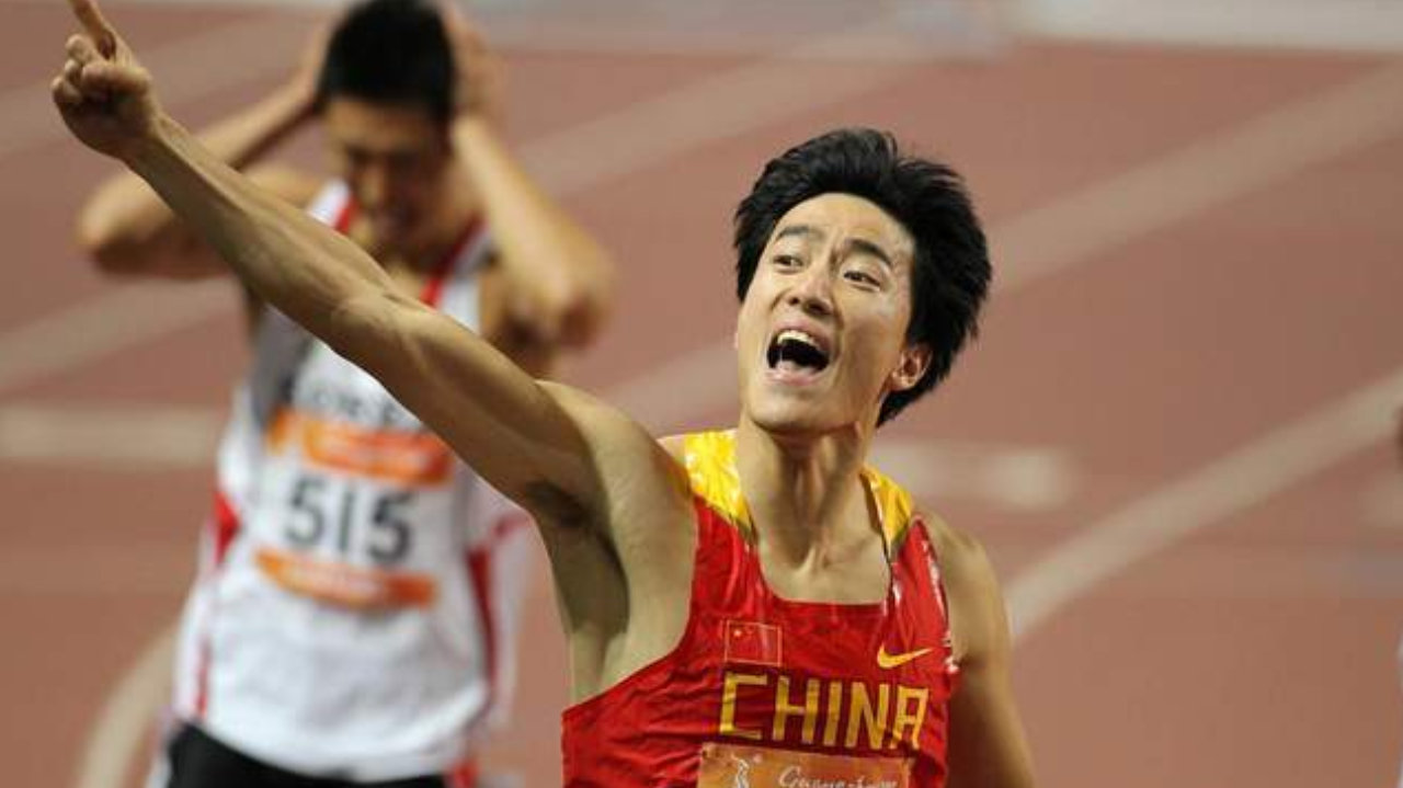 上海体育局对刘翔的答复太过官方和笼统，网友关心的问题均未回应